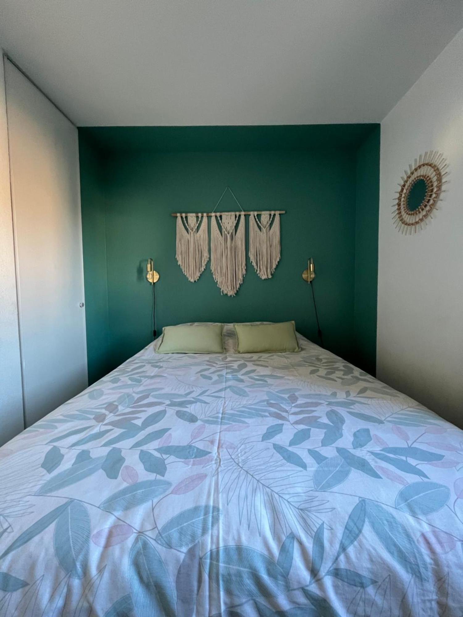 Апартаменты Joli T2/ Tram/ Clim/ Parking/ Wifi/ Piscine Монпелье Экстерьер фото